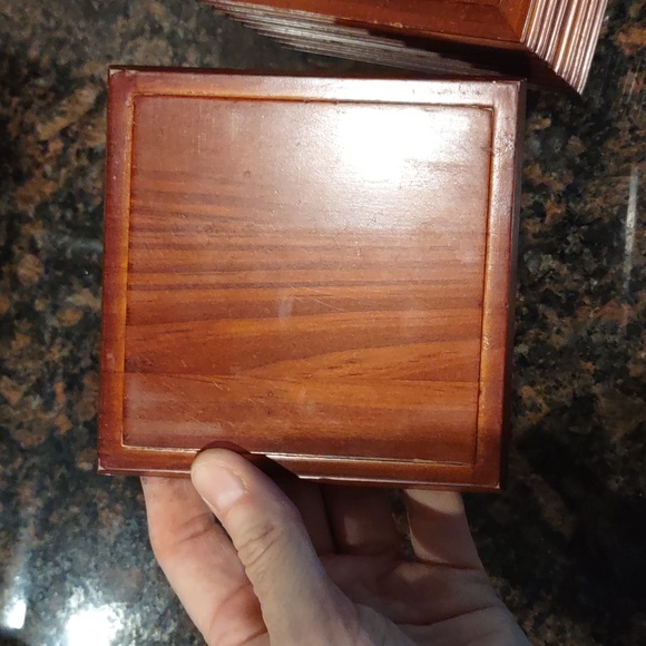 Cherry wood storage box - Picture 6 of 10
